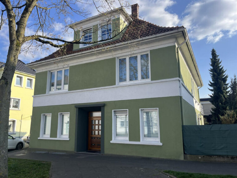 Zweifamilienhaus mit Einliegerwohnung in Bad Salzuflen!