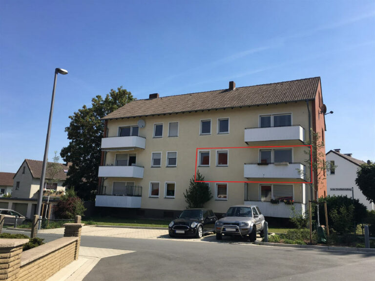 Kinderfreundliche Wohnlage! Schicke 4-Zimmerwohnung mit Balkon in Herringhausen!