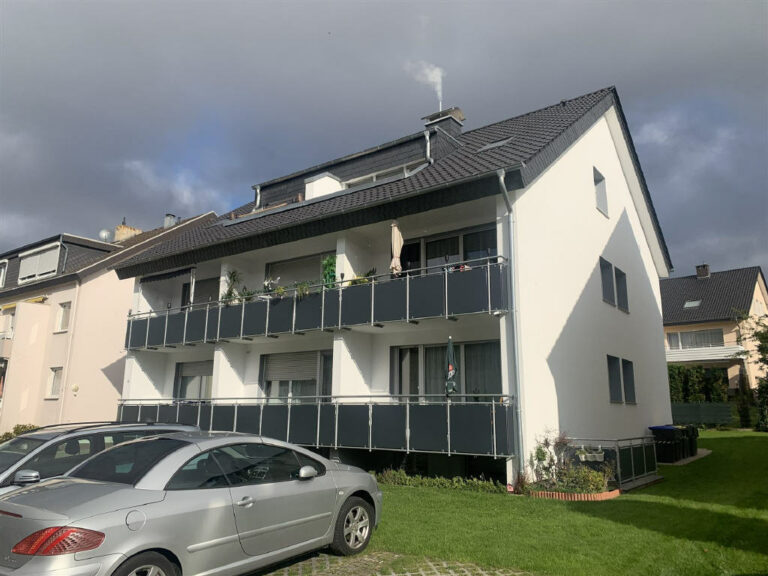 Gepflegte 2-Zimmer-Wohnung mit Balkon in Bad Salzuflen!