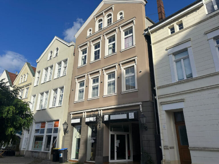 Schicke Single-Wohnung mit Balkon in der Innenstadt von Herford!