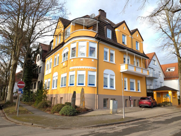 Ehemalige Pensions-Villa mit mehreren Wohnungen am Fuße des Obernbergs!