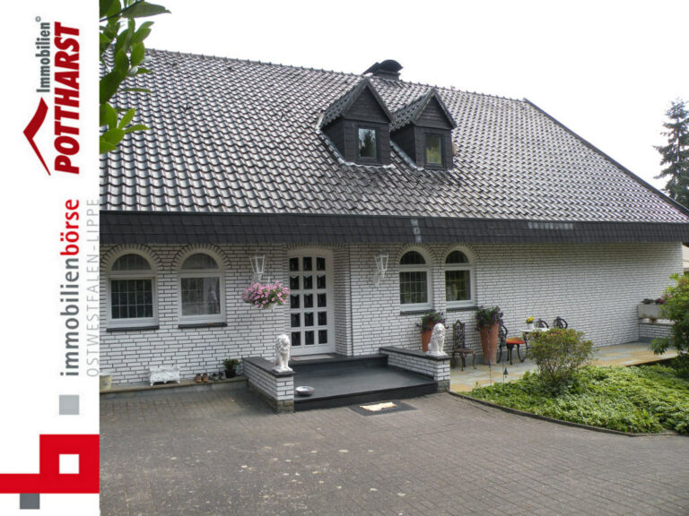 Ländliches Anwesen mit exklusivem Wohnhaus