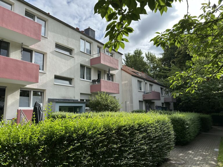 Helle 4-Zimmer-Wohnung in kinderfreundlicher Lage in der Nähe vom Stuckenberg!